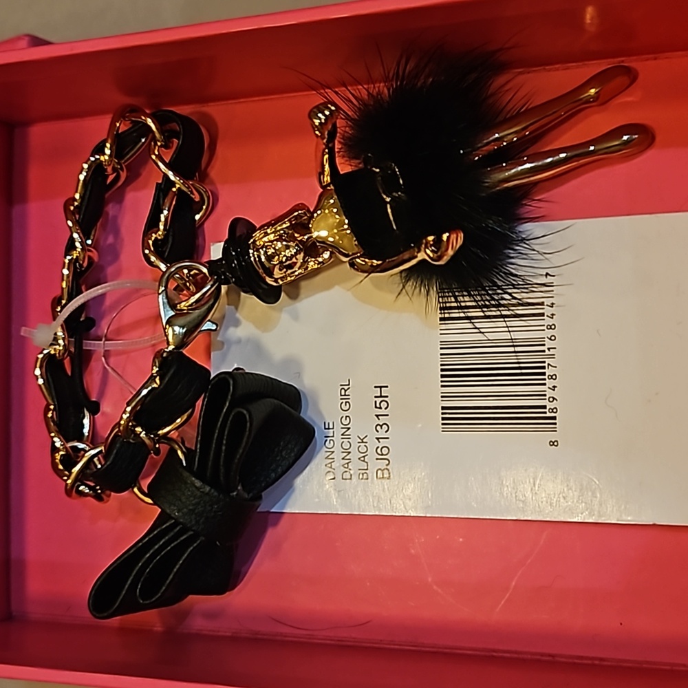 Betsey Johnson Charm Bracelet Dangling Girl In Black Chunky Gold Tone Chain NWT